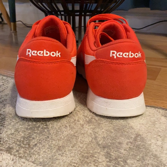 Ladies Reebok Classic (Red) - Picture 4 of 6